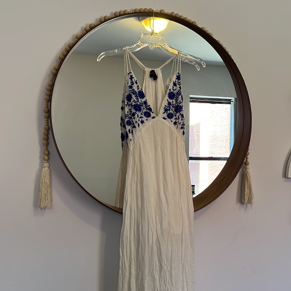Dress - Picture 2 of 7